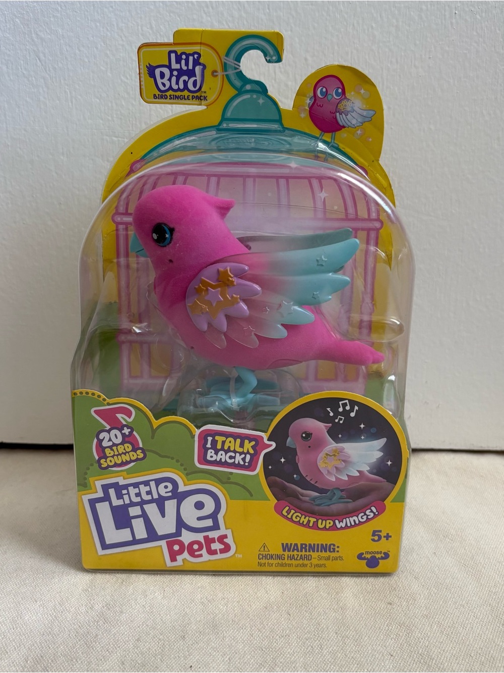 Little Live Pets 26402 Lil' Bird Skyler Toy with 20+ Sounds & Lights 2022 NEW